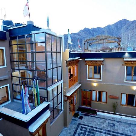 Tih Hotel Jorchung Лех Экстерьер фото
