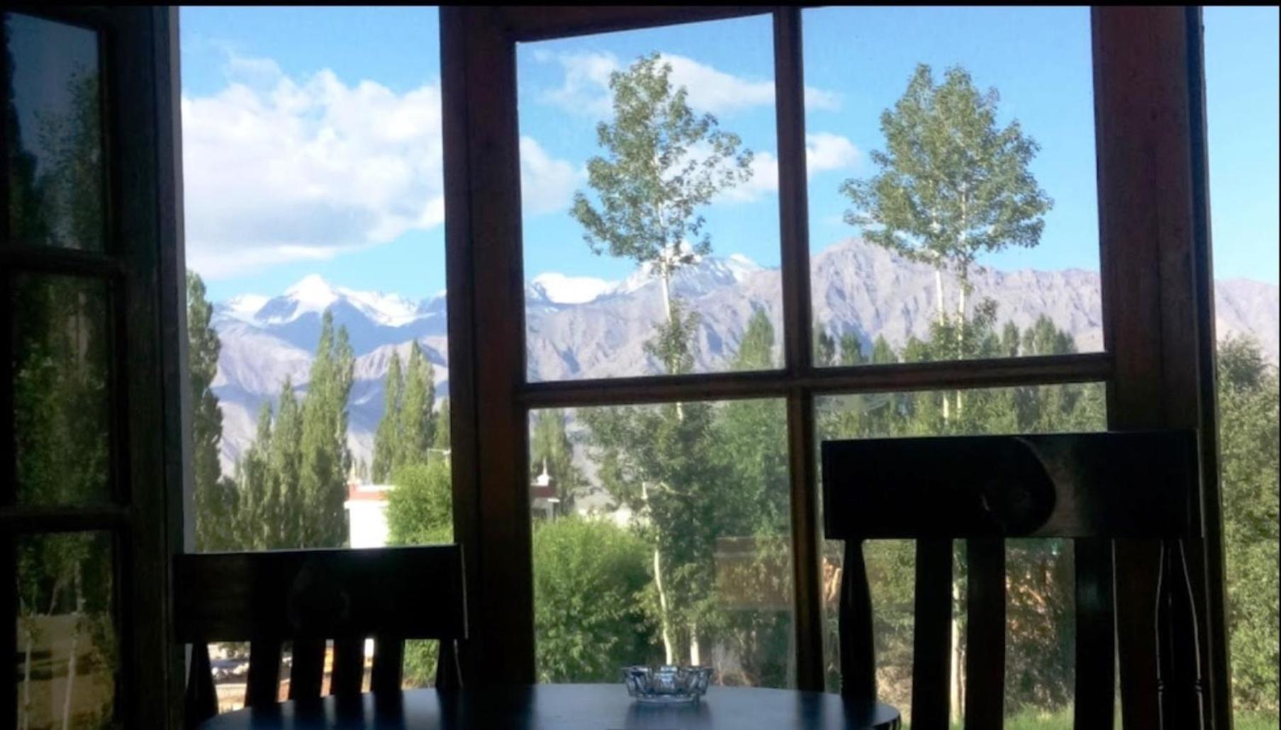 Tih Hotel Jorchung Лех Экстерьер фото