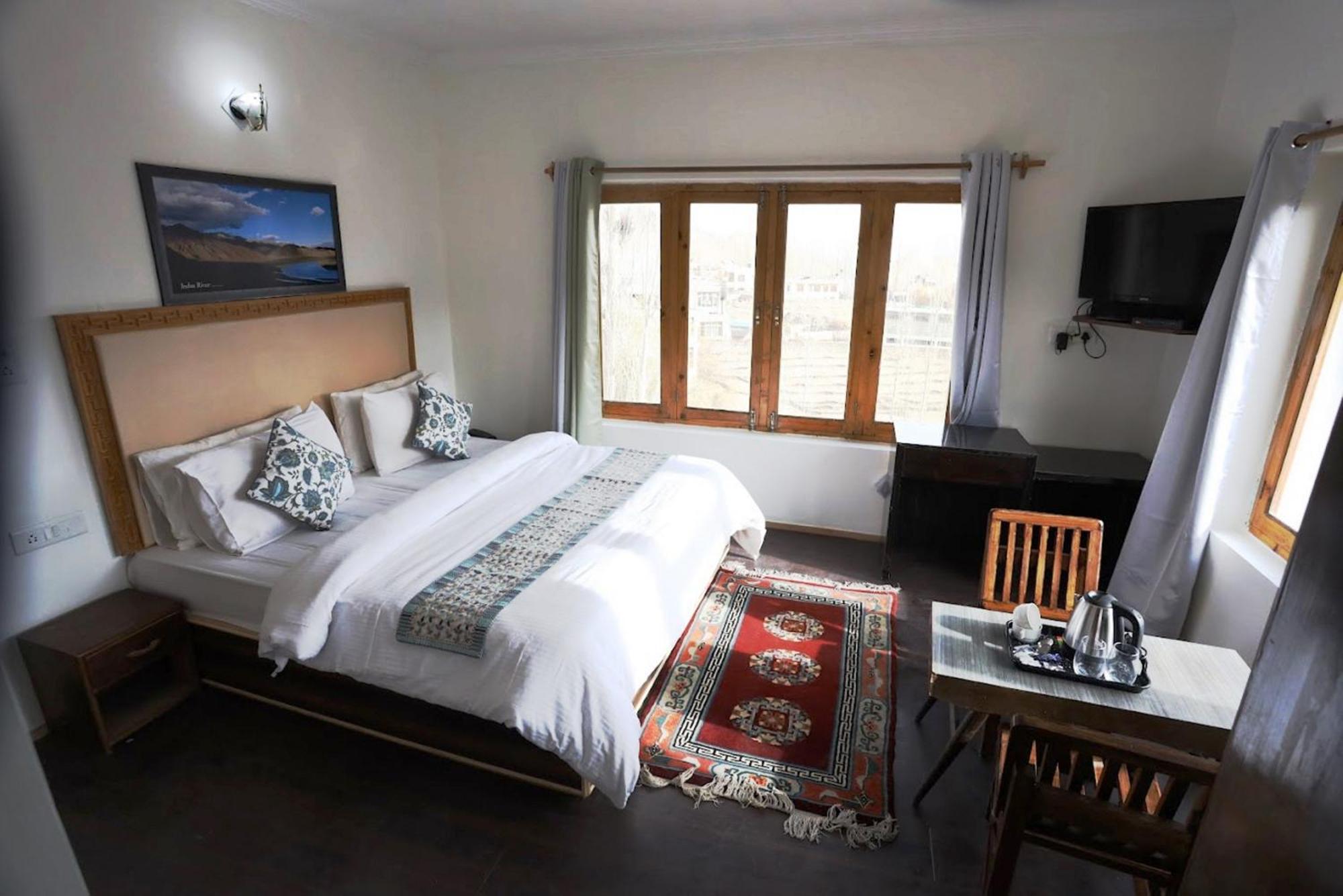 Tih Hotel Jorchung Лех Экстерьер фото